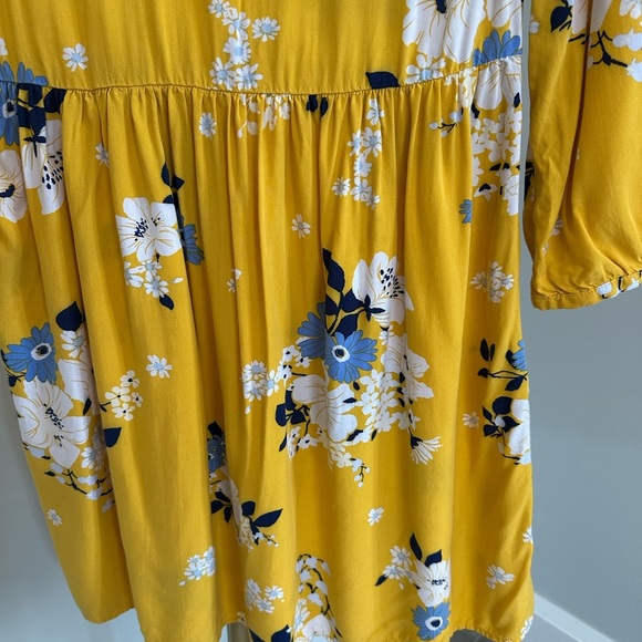 ❤️ Old Navy Yellow Floral 3/4 Sleeve Dress NWOT Small - Picture 3 of 9